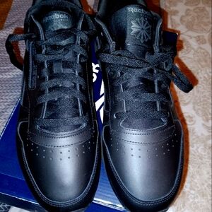 REEBOK CLASSIC MONOCHROME